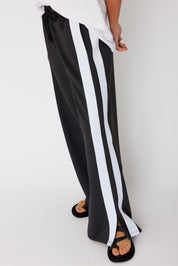 KINGSLEY Pants Black