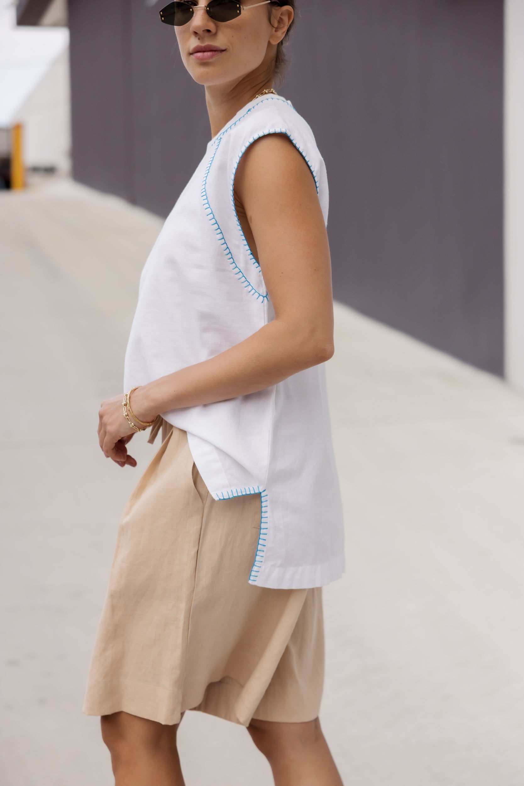 HUDSON Tank White/Electric Blue