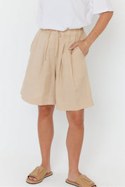 JUNY Shorts Beige