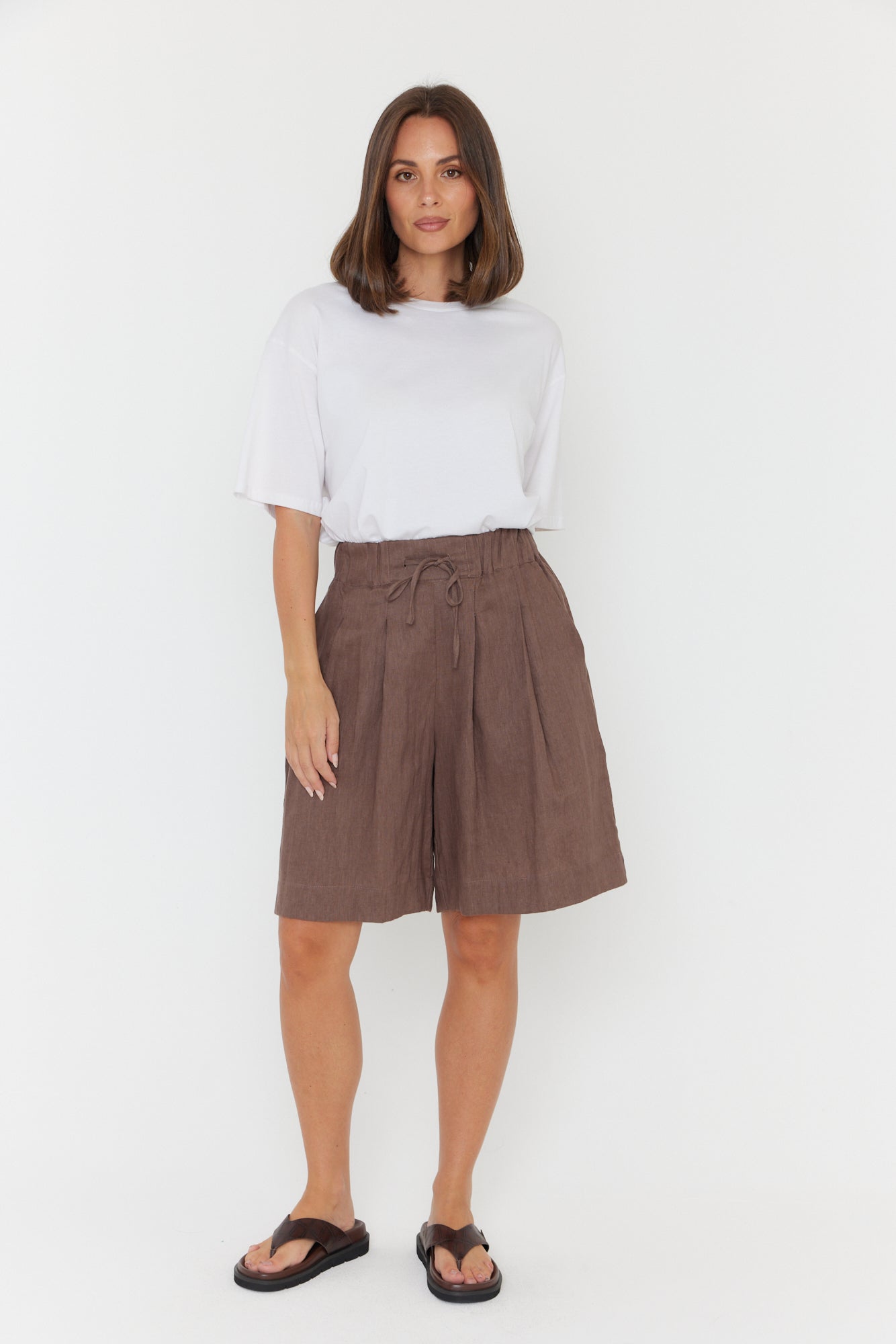 JUNY Shorts Chocolate