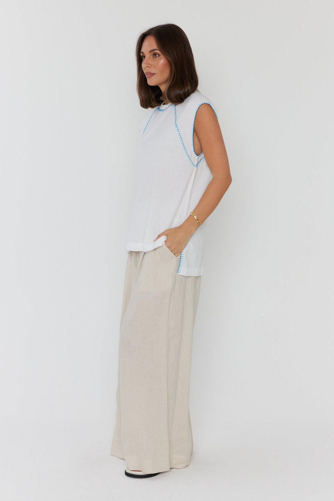 HUDSON Tank White/Electric Blue