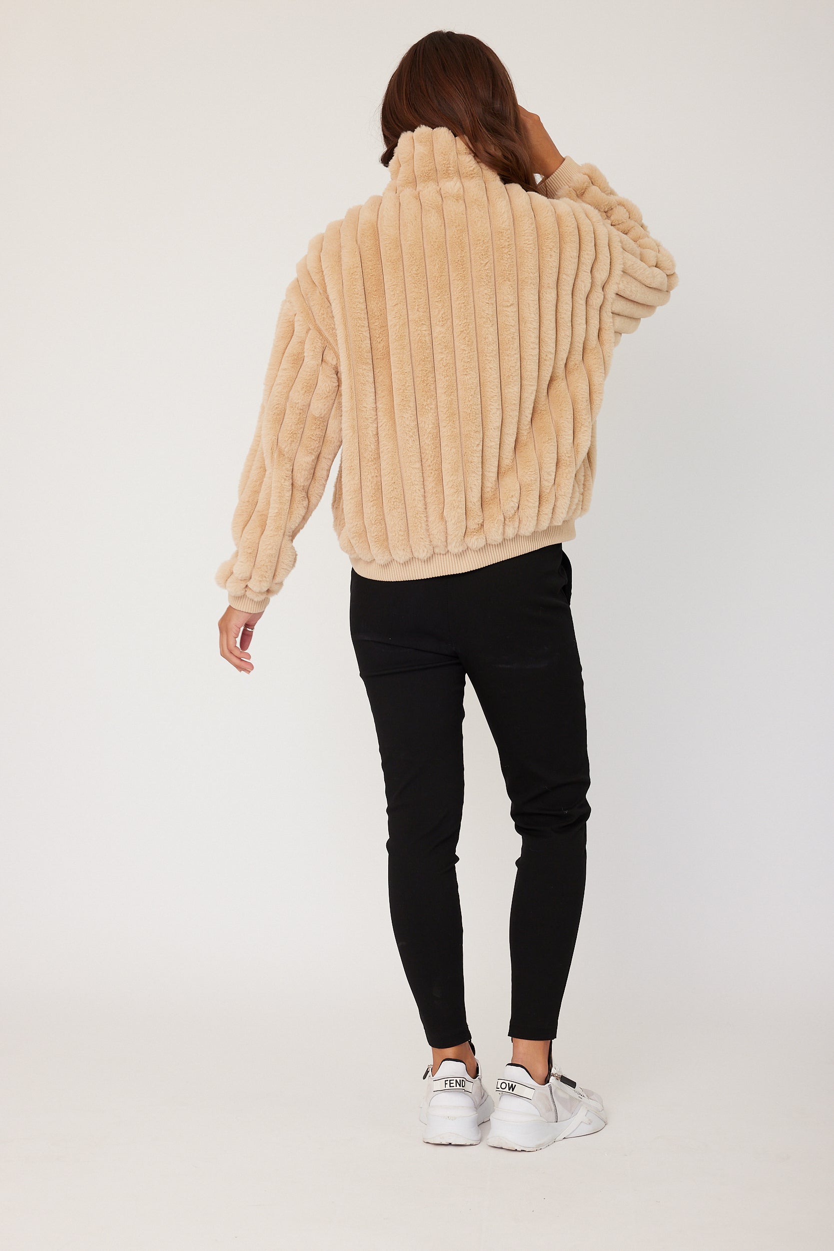 CHILLI Faux Jacket Beige
