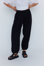 REM Pants Black