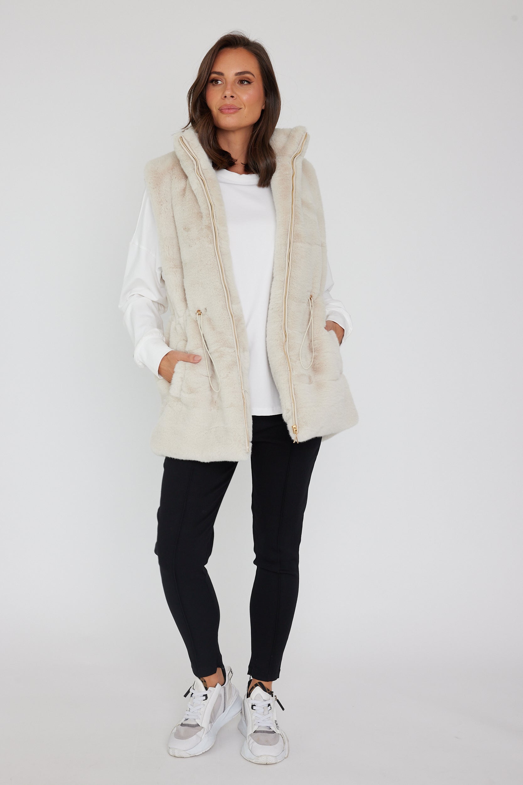 DUKE Faux Vest Sand