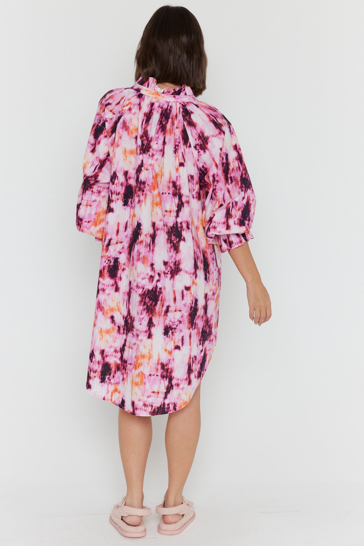 OLLIE Dress Pink Textured Print