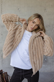 CHILLI Faux Jacket Beige
