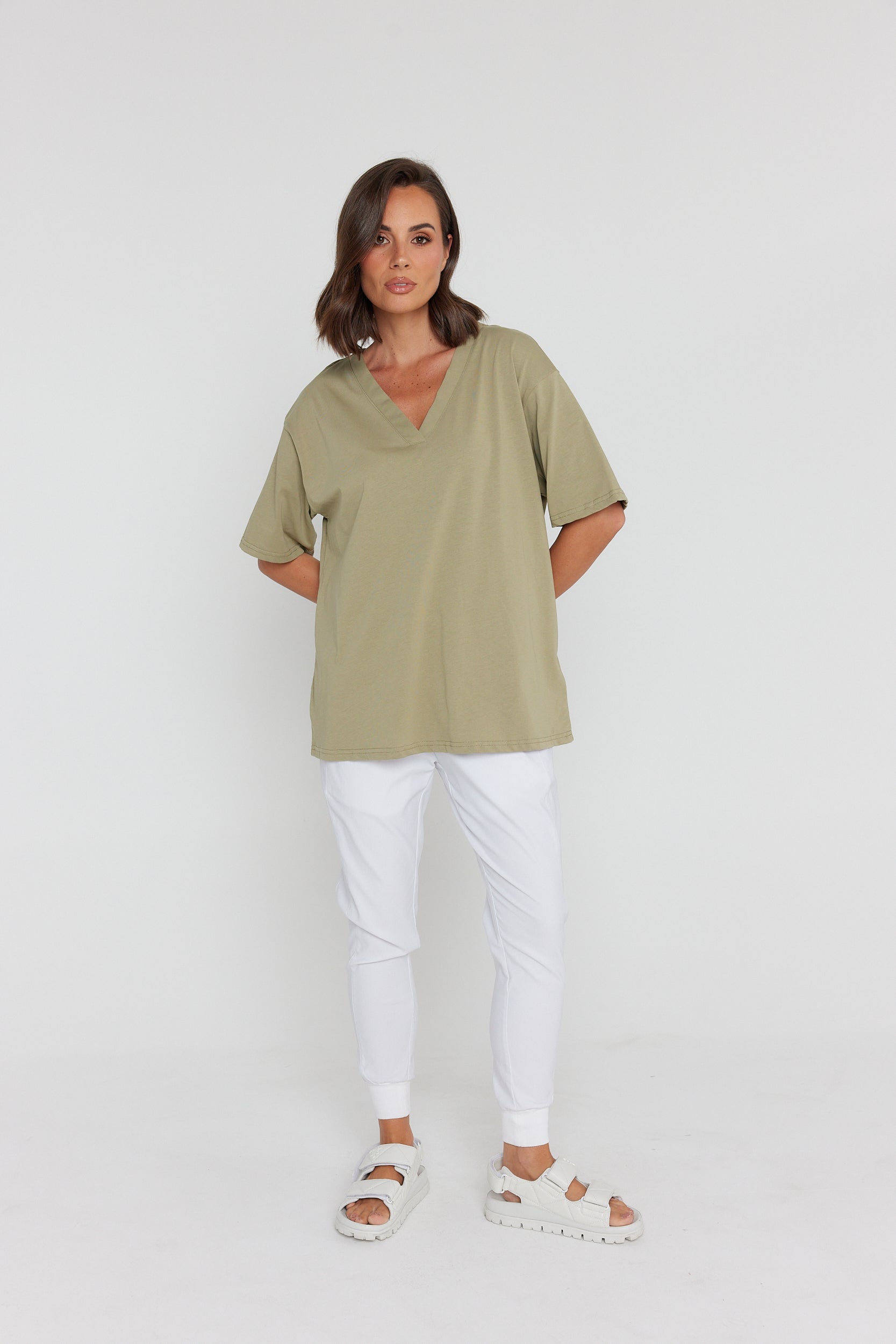 NIX V-Neck T-Shirt Green Taupe