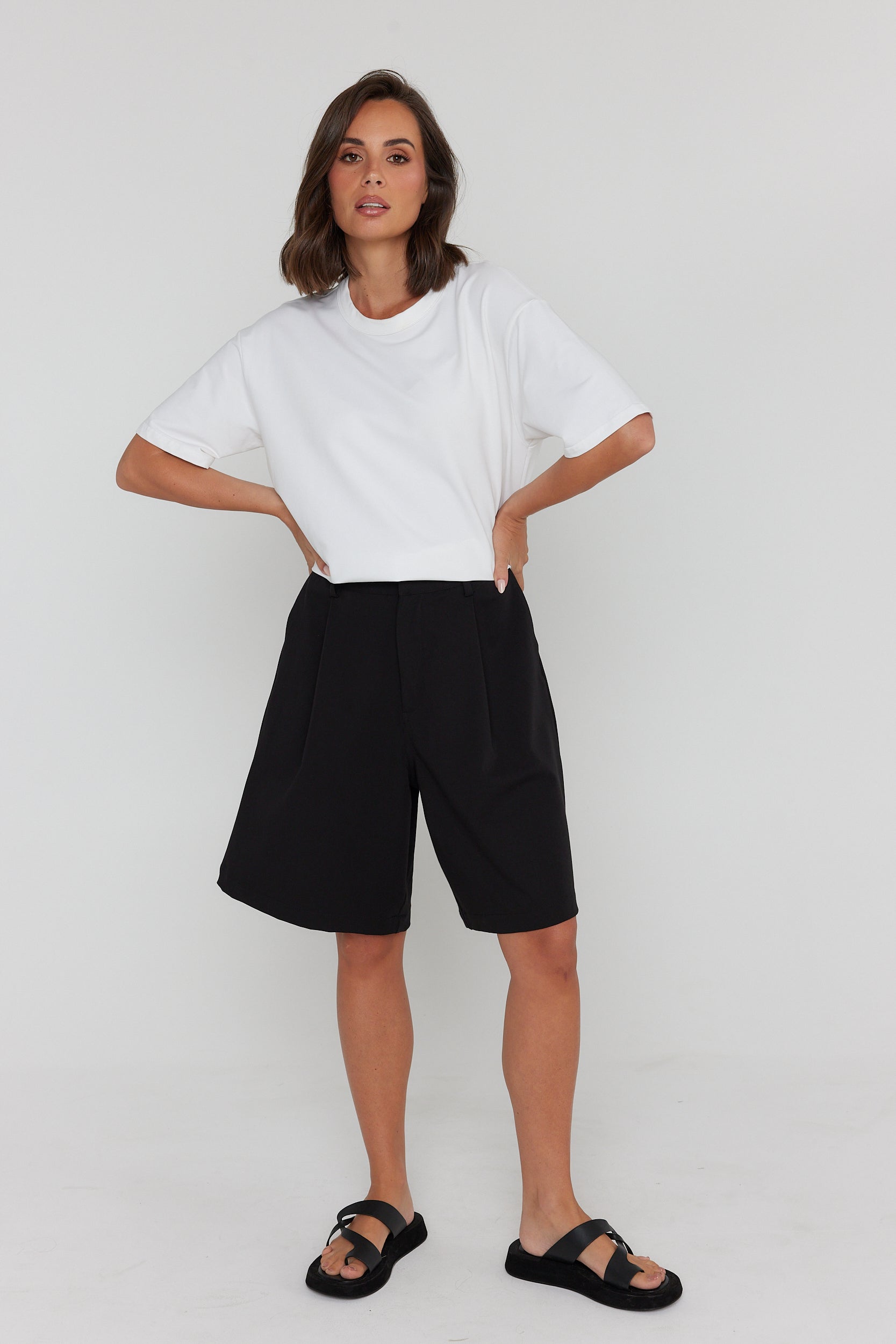 BERNY Shorts Black