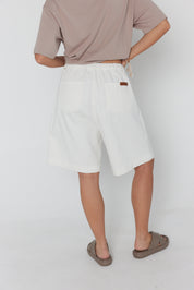 HARVEY Shorts White Denim