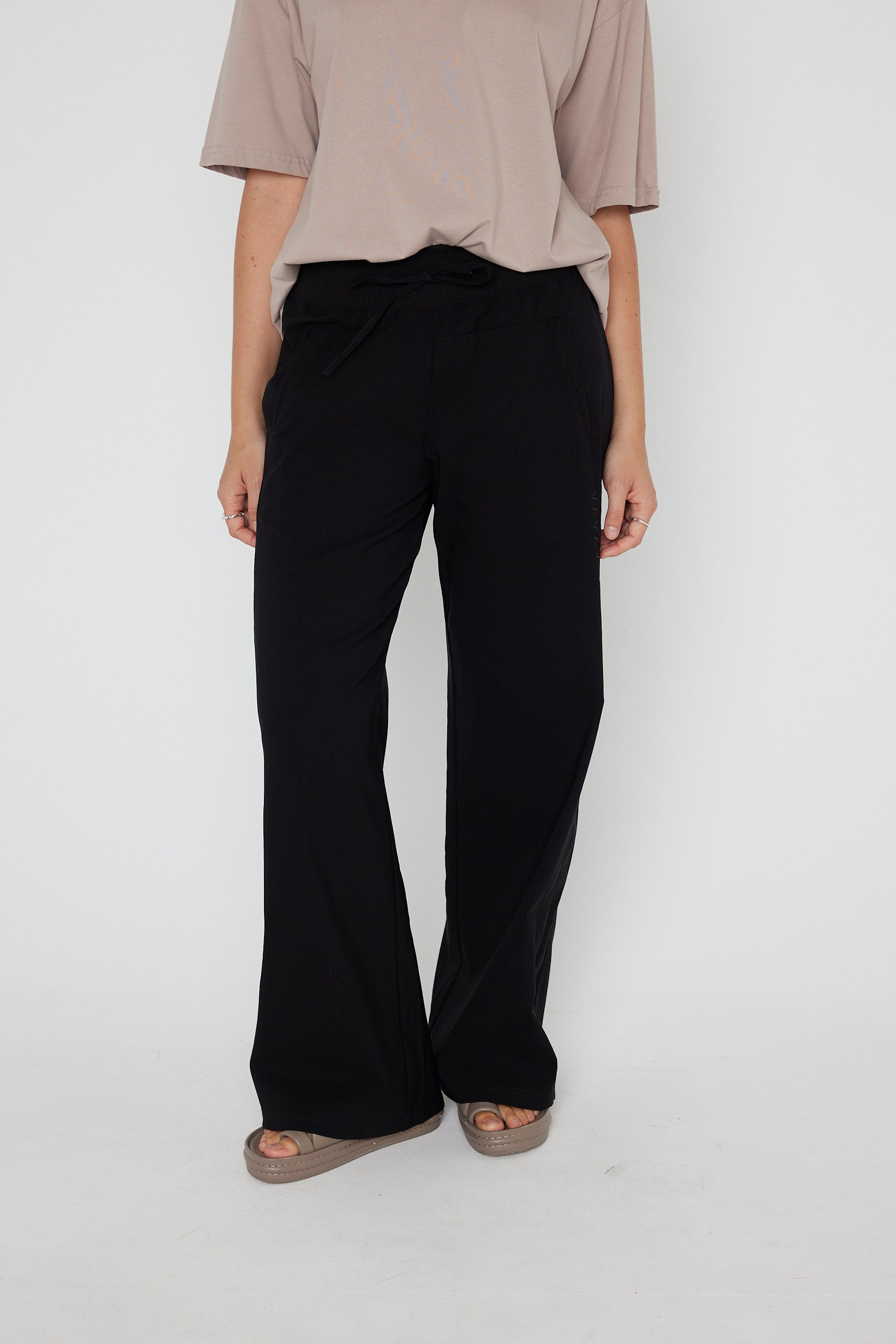 ARDEN Pants Black