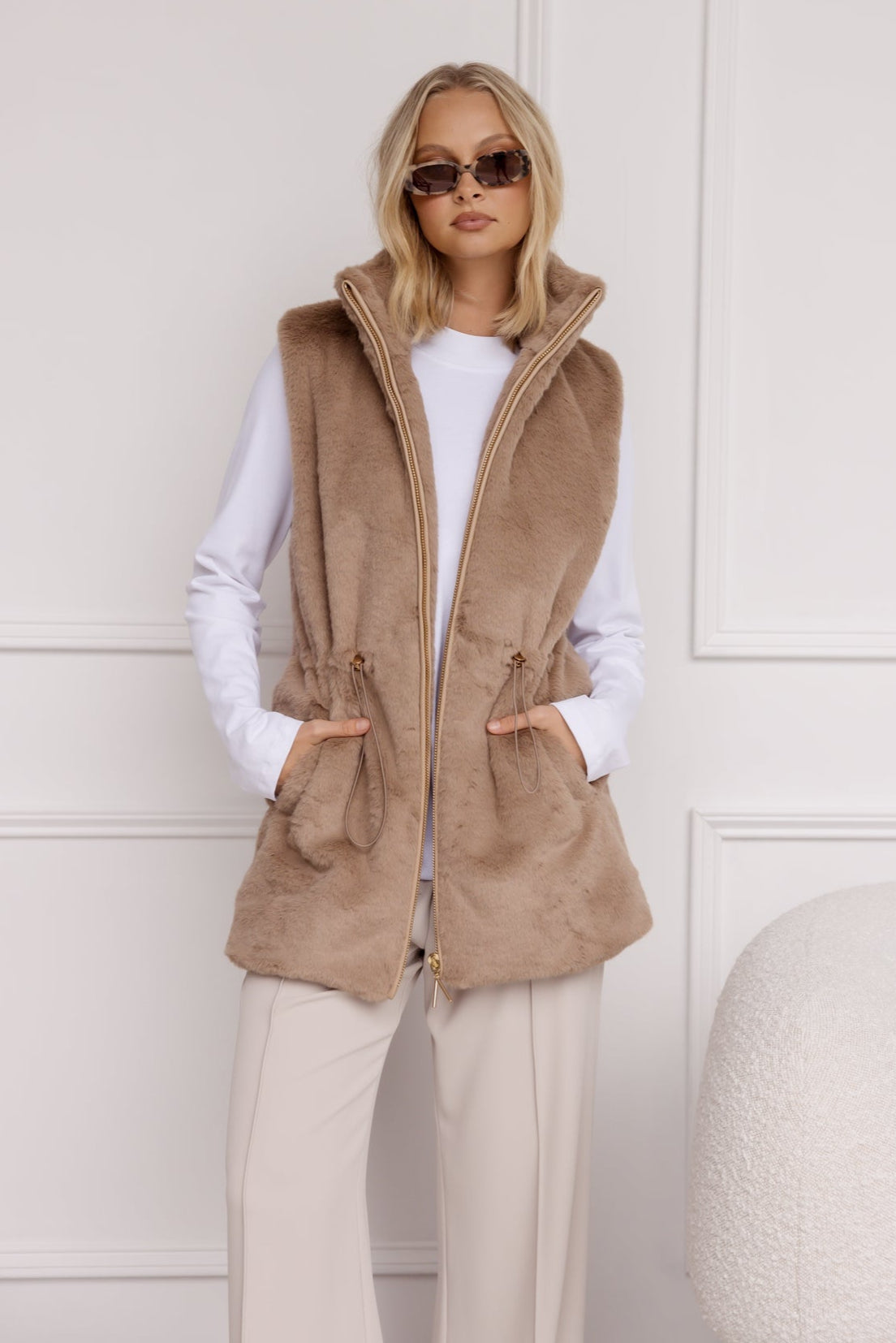 DUKE Faux Vest Hazelnut