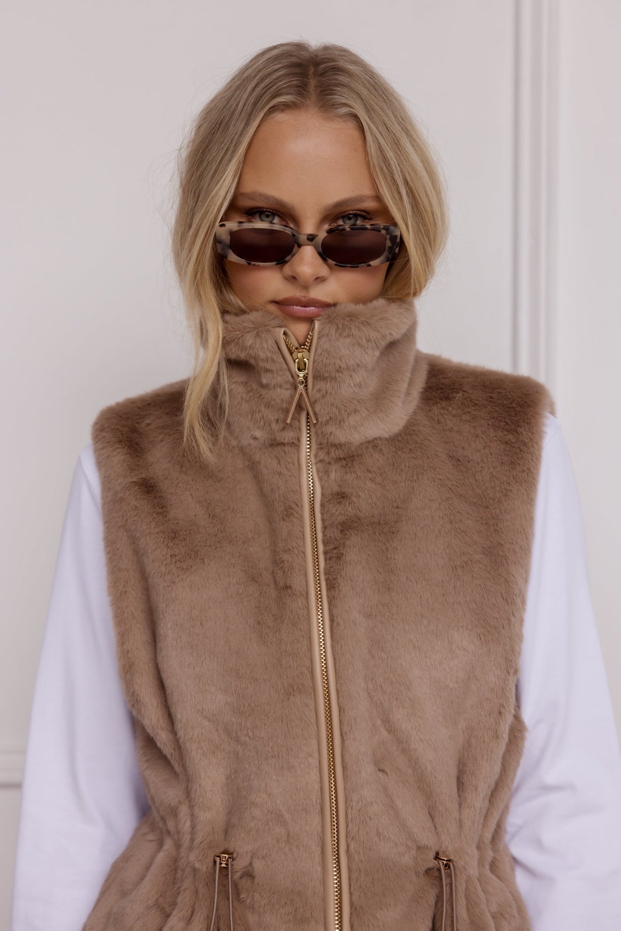 DUKE Faux Vest Hazelnut