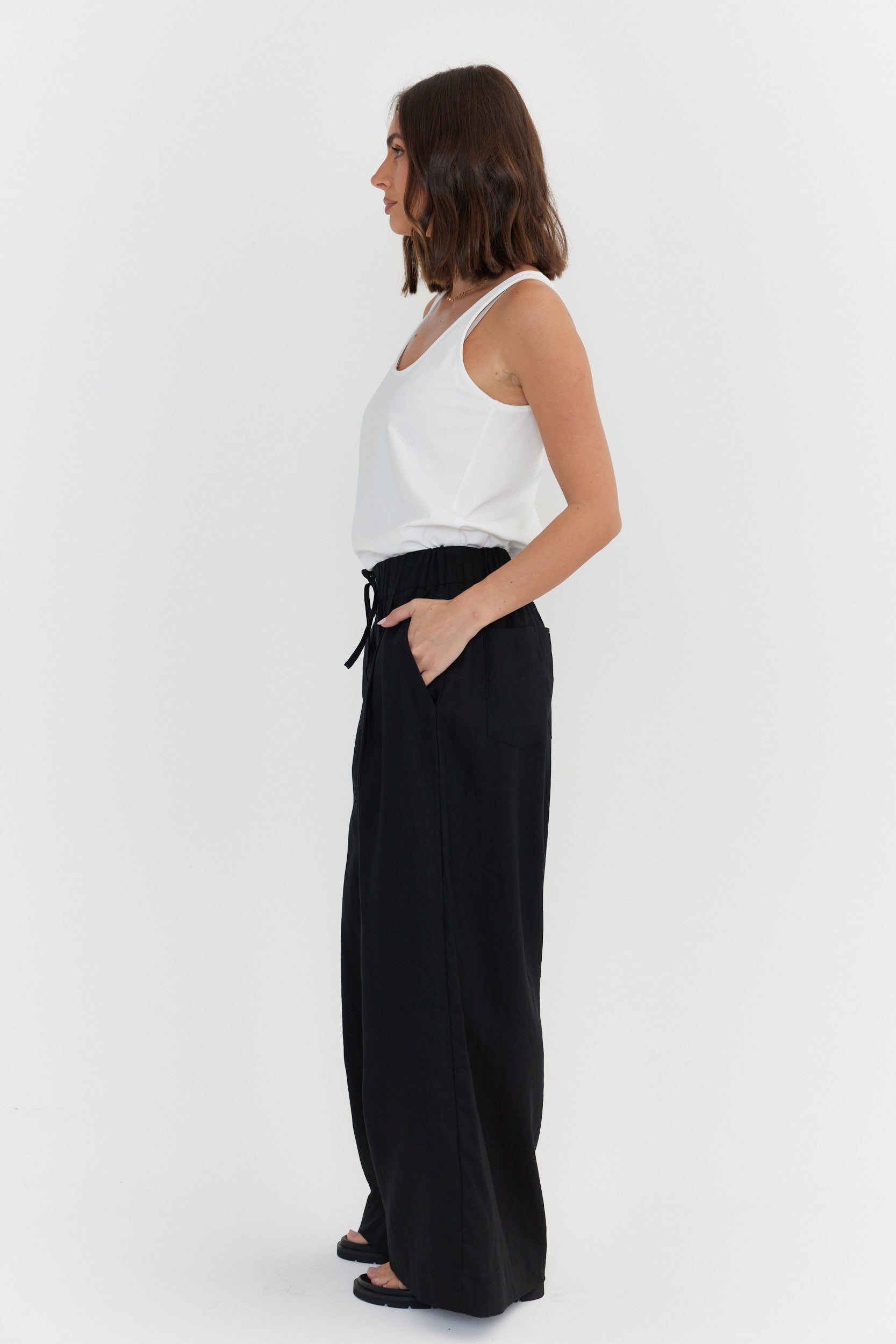 TERI Pants Black