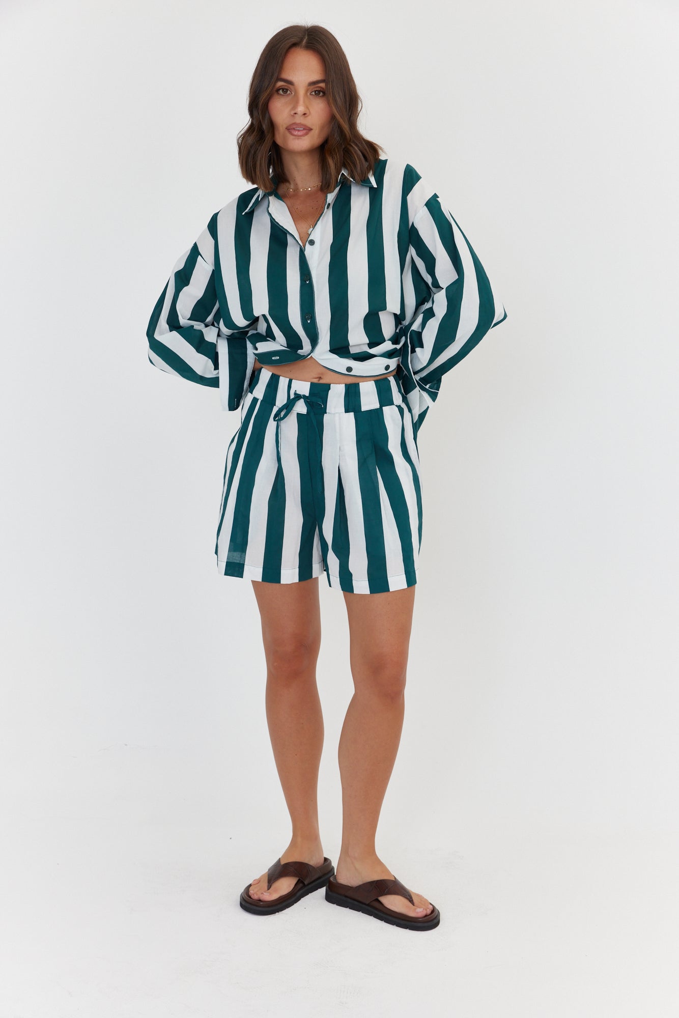 RAZ Shorts Green Stripe