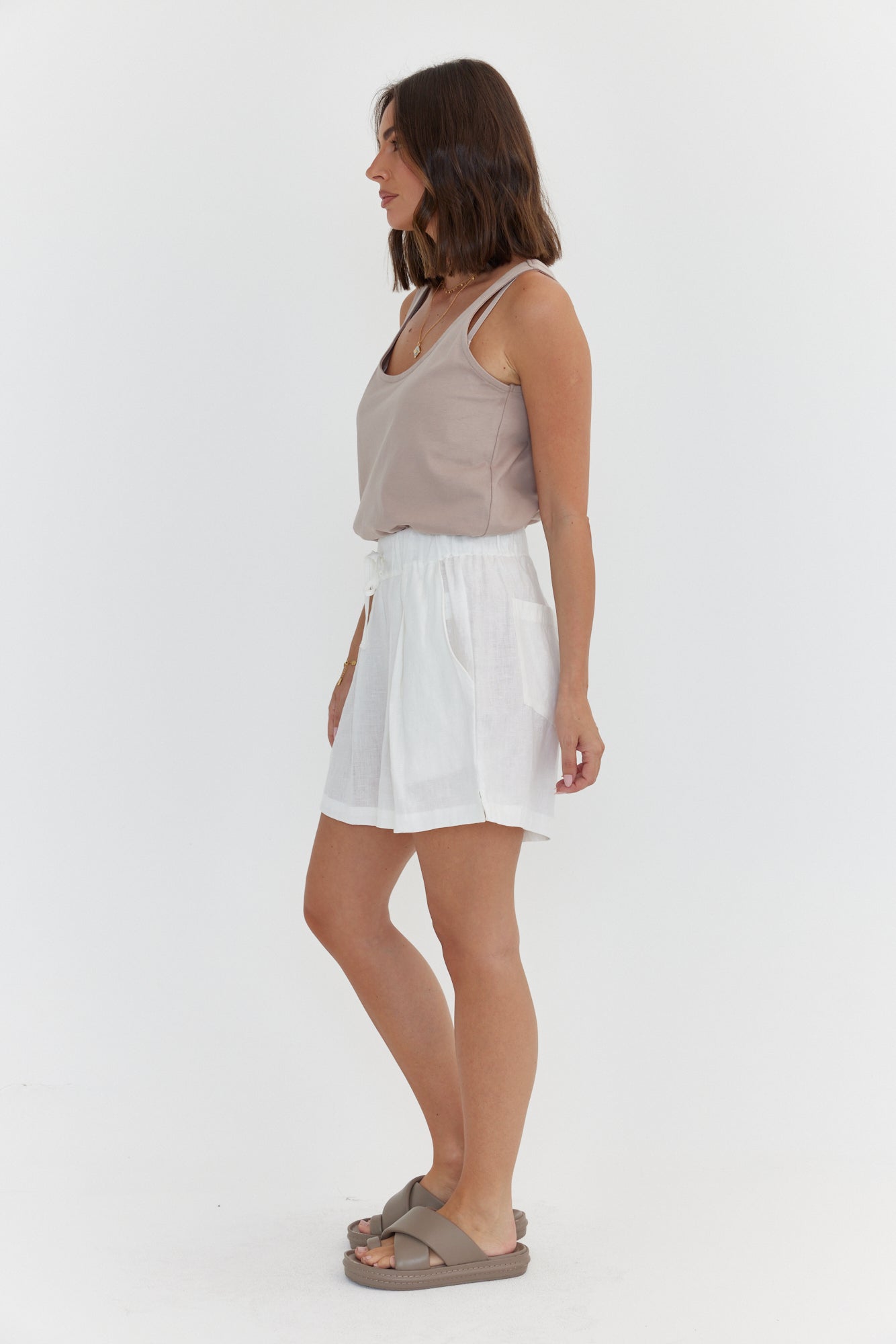 Whtie Raz RAZ Shorts White – A L E X A N D R A