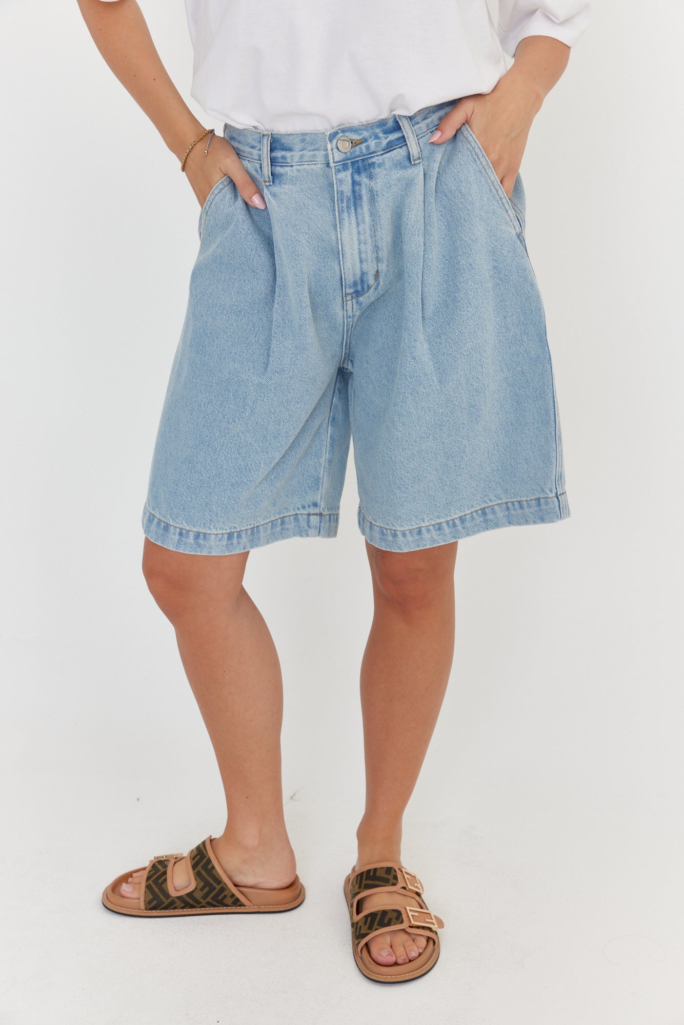 HARVEY Shorts Light Blue Wash Denim