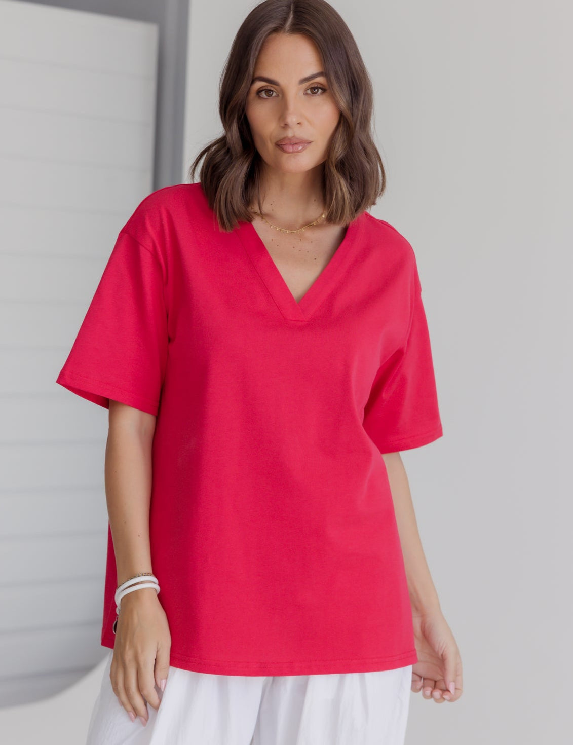 NIX V-Neck T-Shirt Strawberry Red