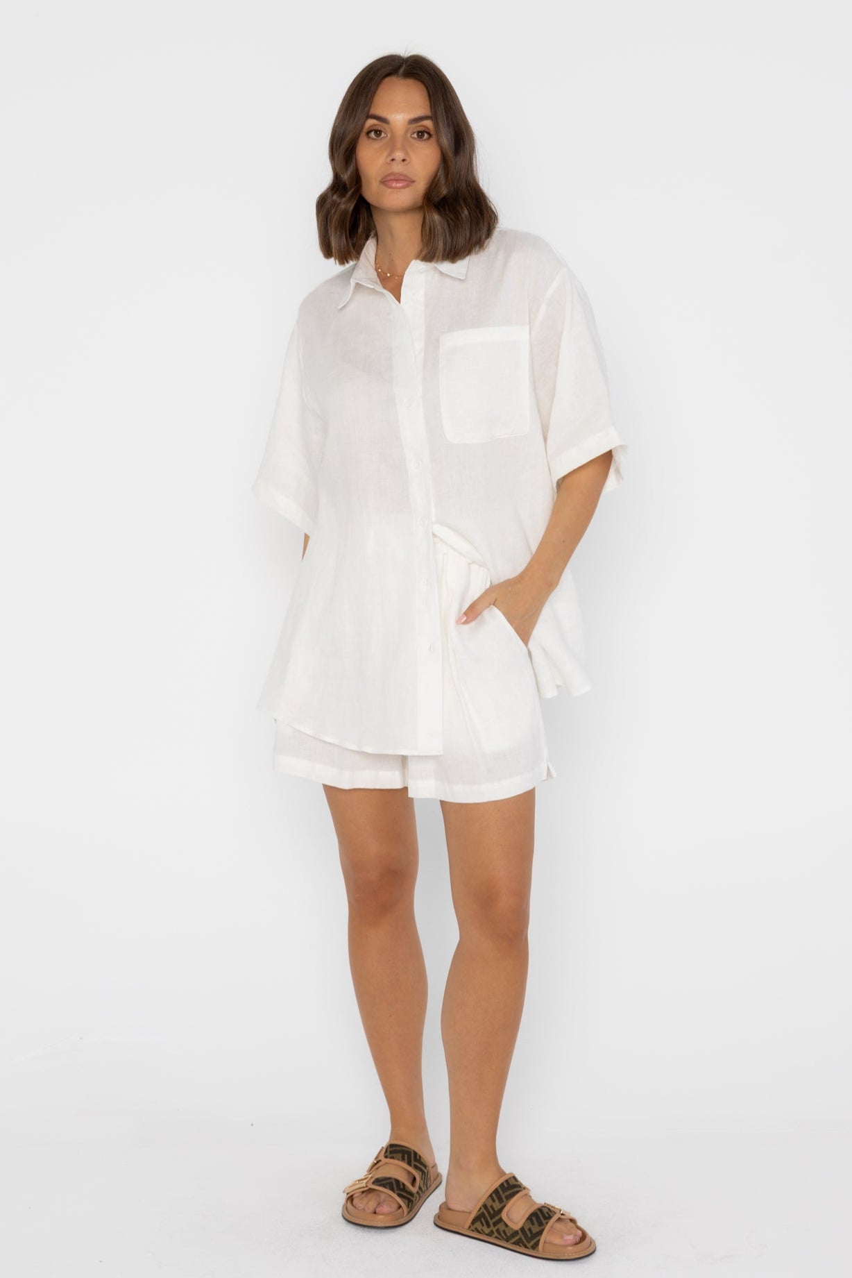 Whtie Raz RAZ Shorts White – A L E X A N D R A