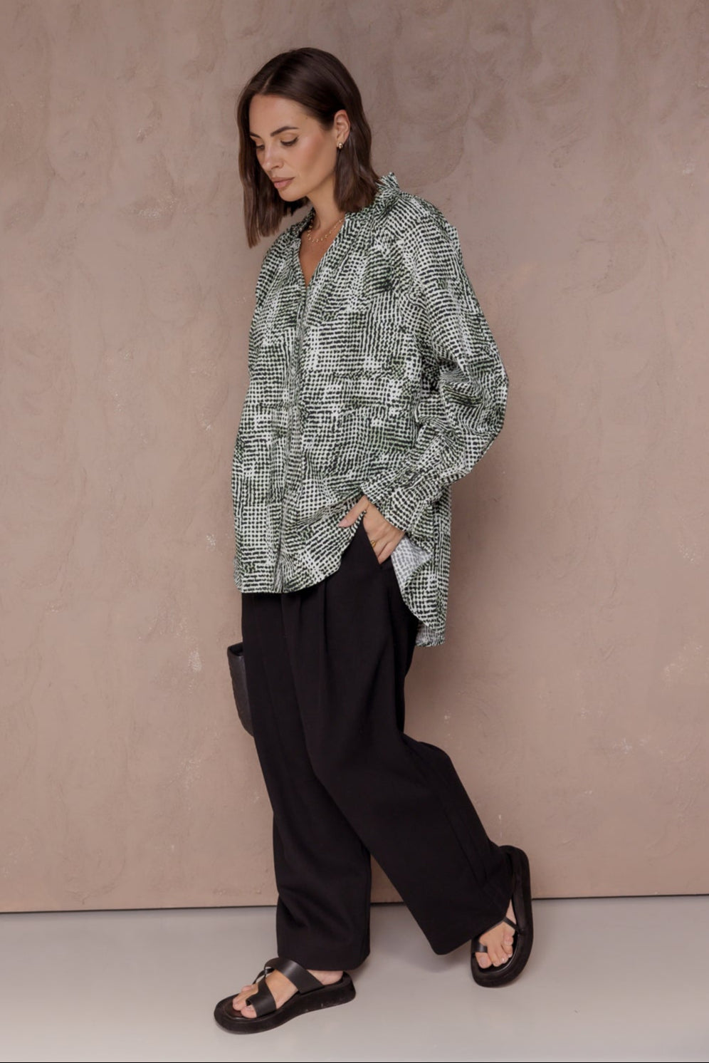 MEEKA Blouse Emerald Textured Print