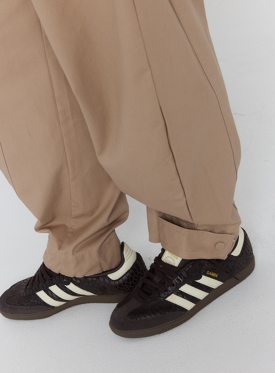 VALE Pants Beige