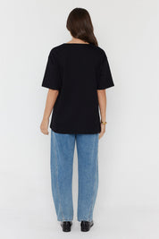 AVARA V-Neck T-Shirt Black