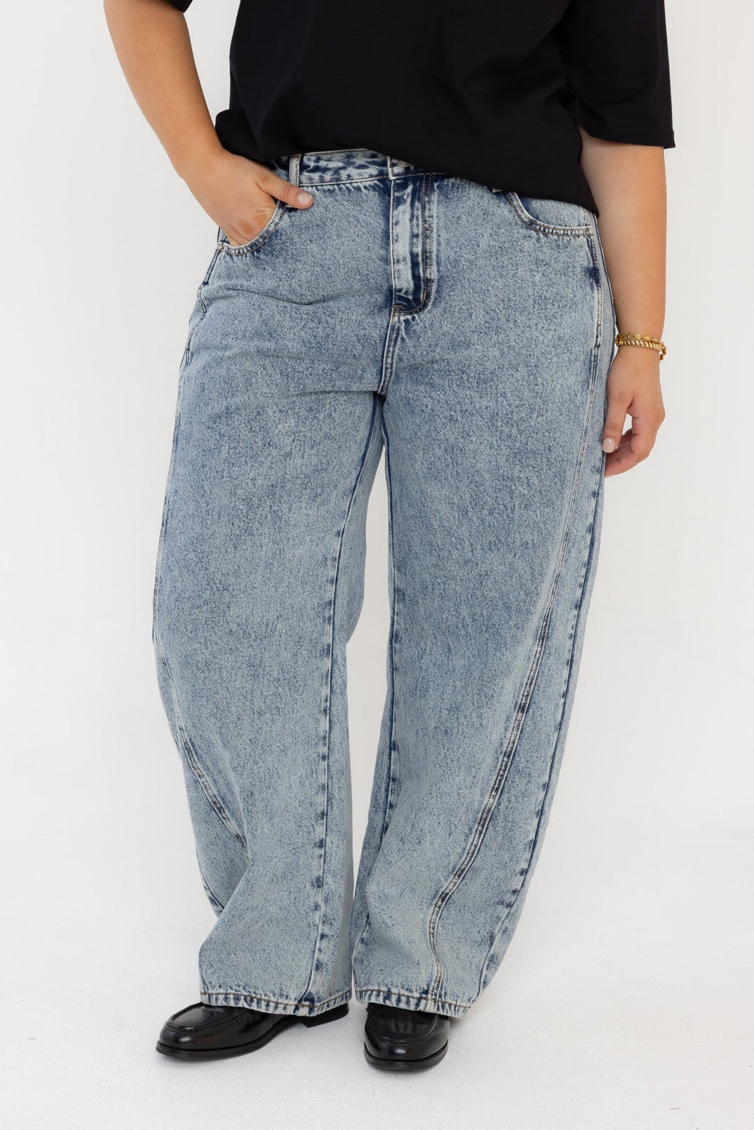 SALTY Jeans Acid Wash Denim