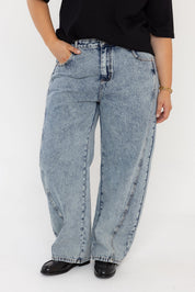 SALTY Jeans Acid Wash Denim