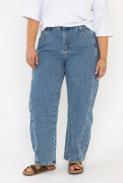 SALTY Jeans Mid Blue Wash Denim