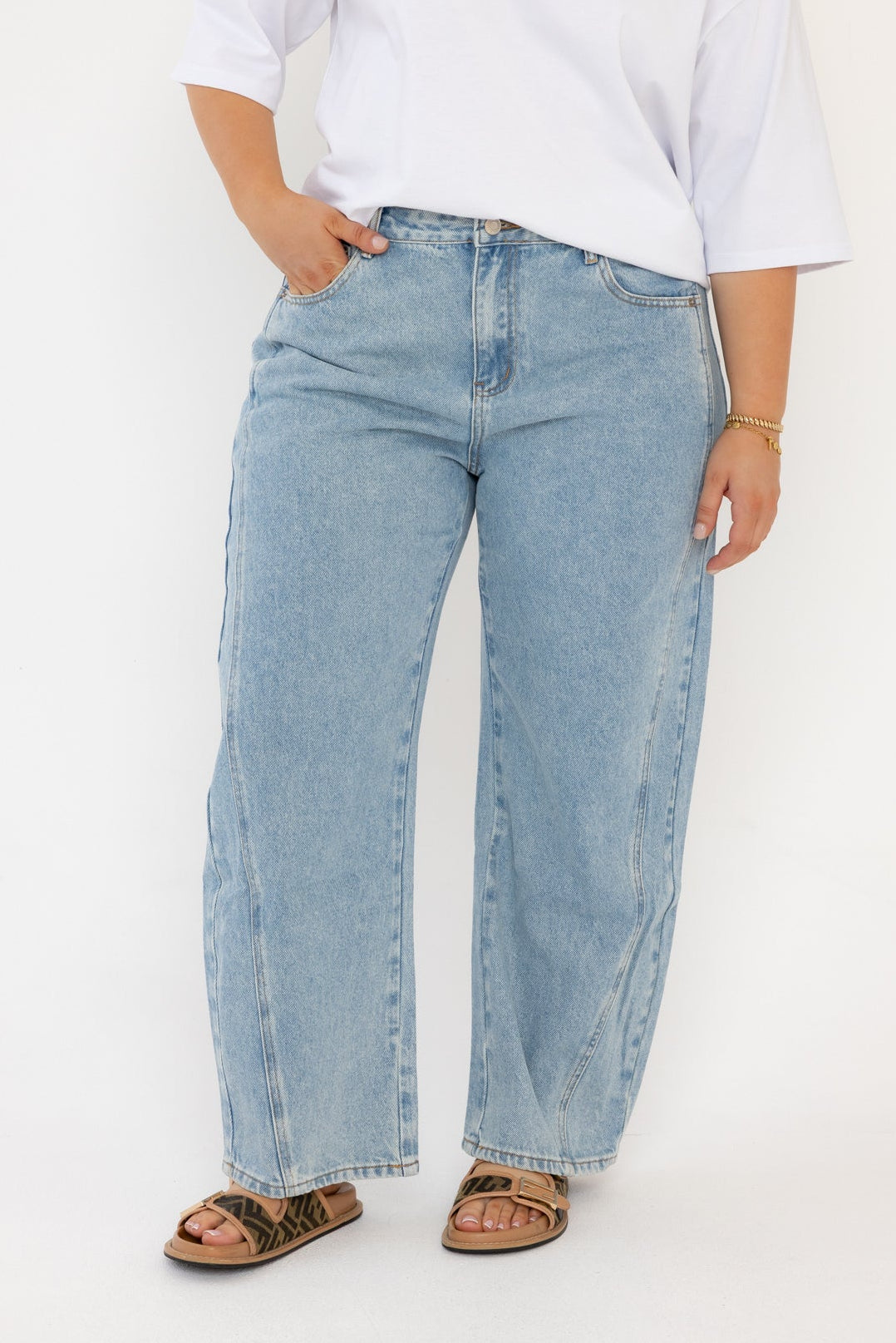 SALTY Jeans Light Blue Wash Denim