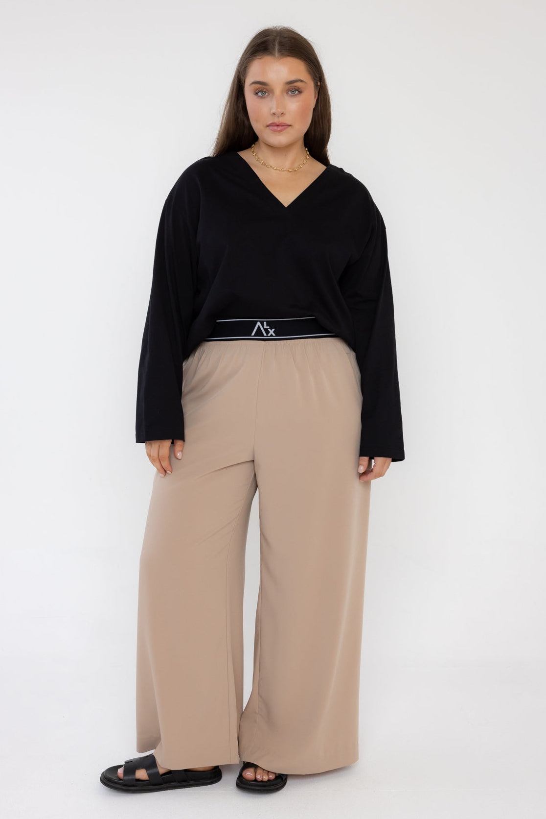 NIX V Long Sleeve Top Black