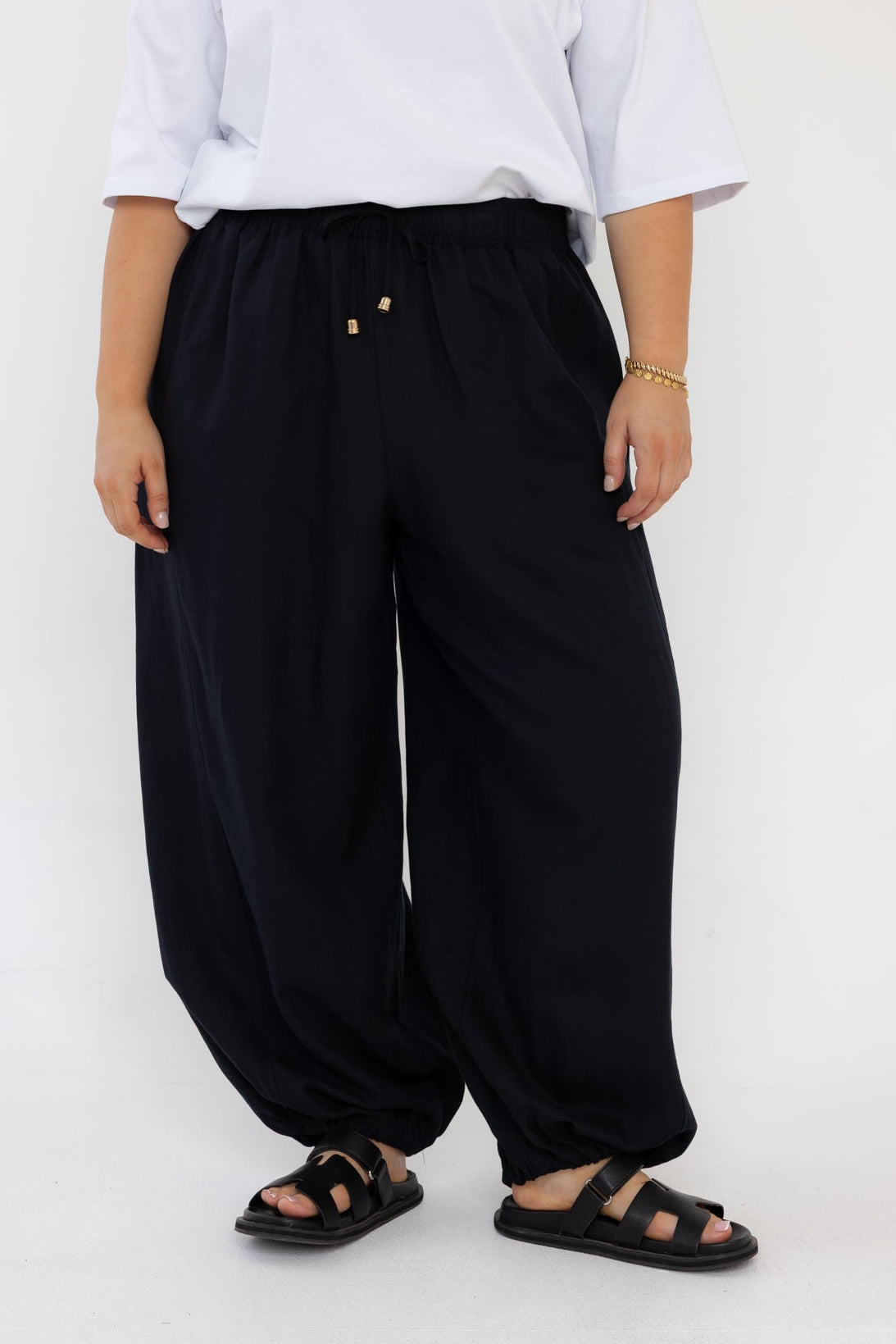 PRADAS Pants Black