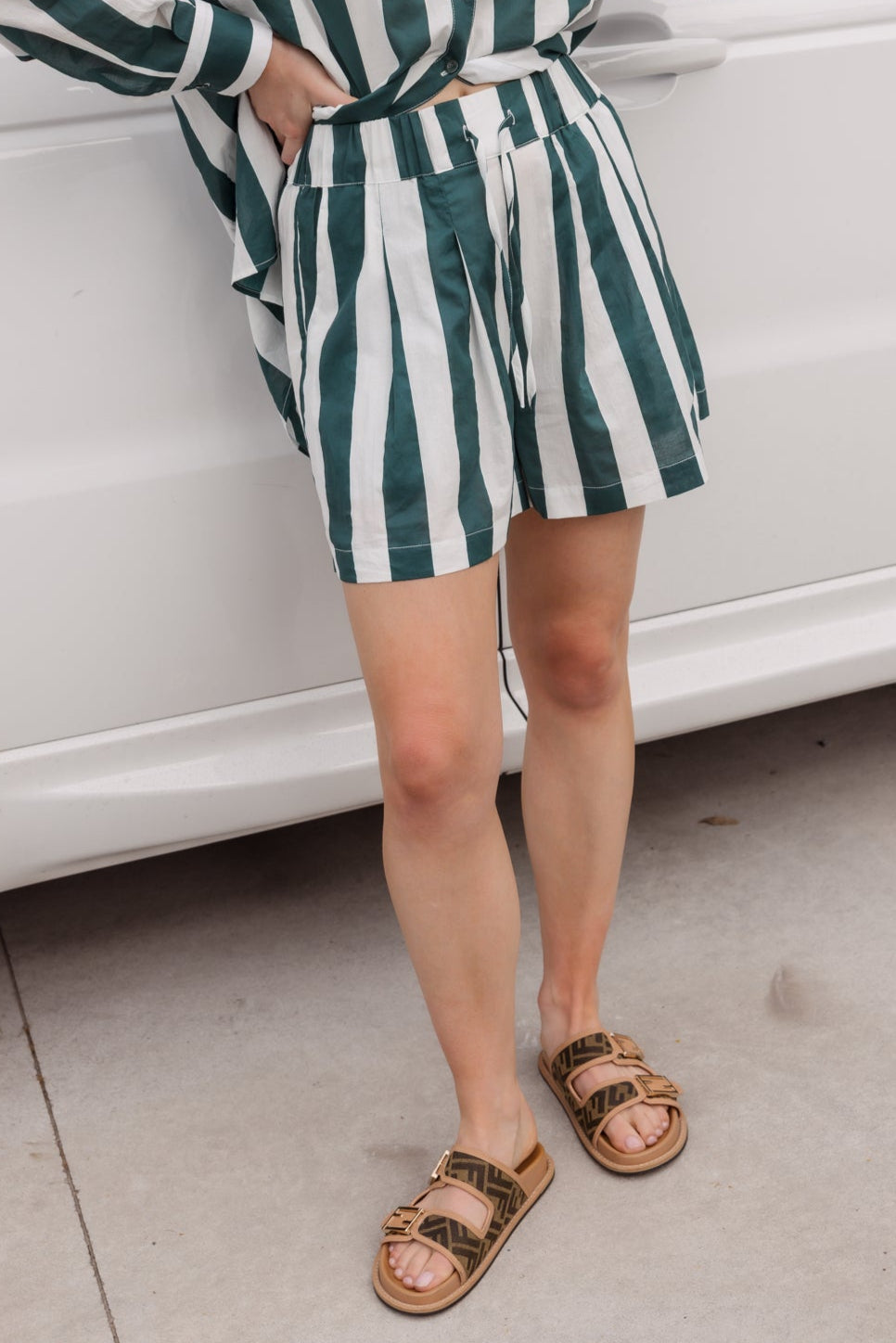 RAZ Shorts Green Stripe