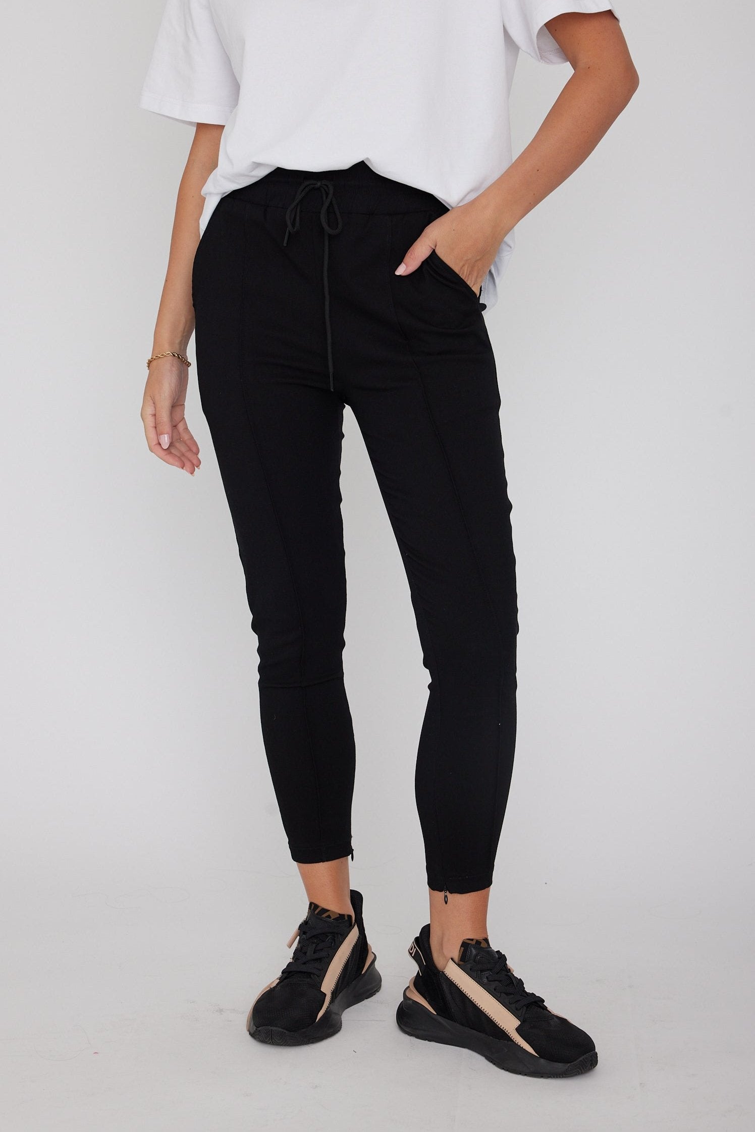 HUGO Pants Black