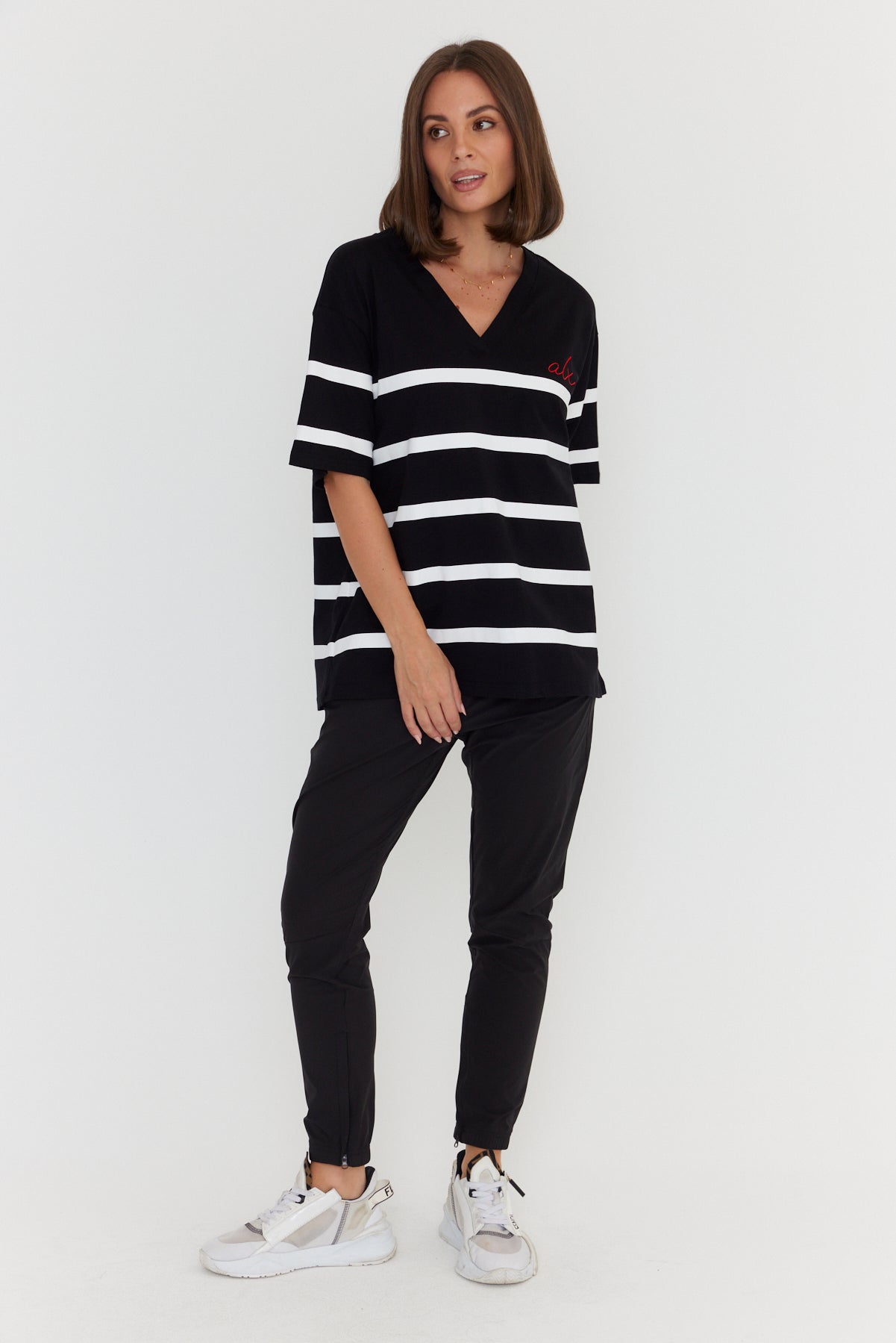 JASPER V T-Shirt Black