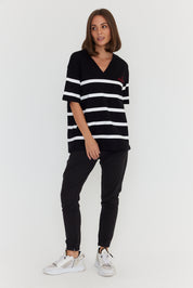 JASPER V T-Shirt Black