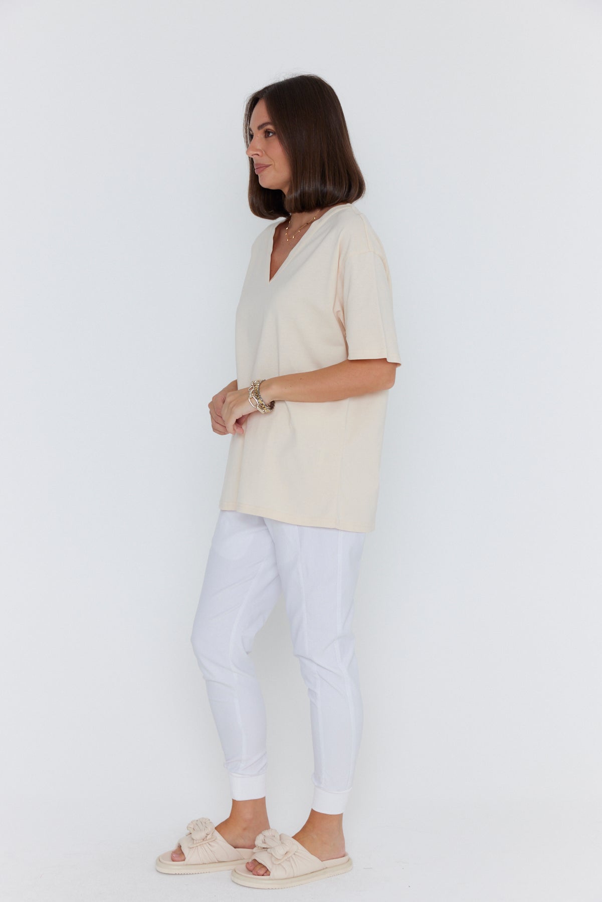 NIX V-Neck T-Shirt Cream