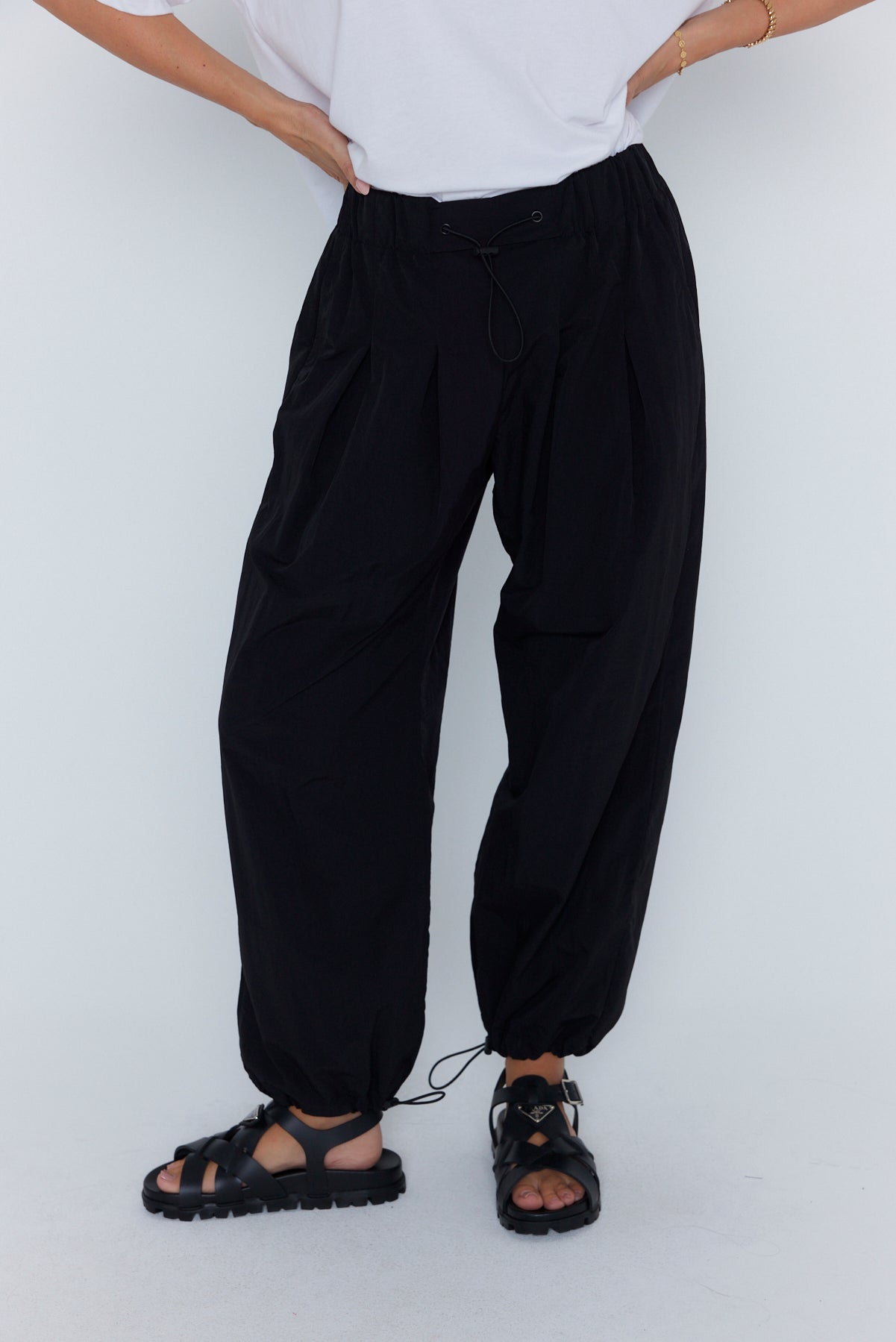 REM Pants Black