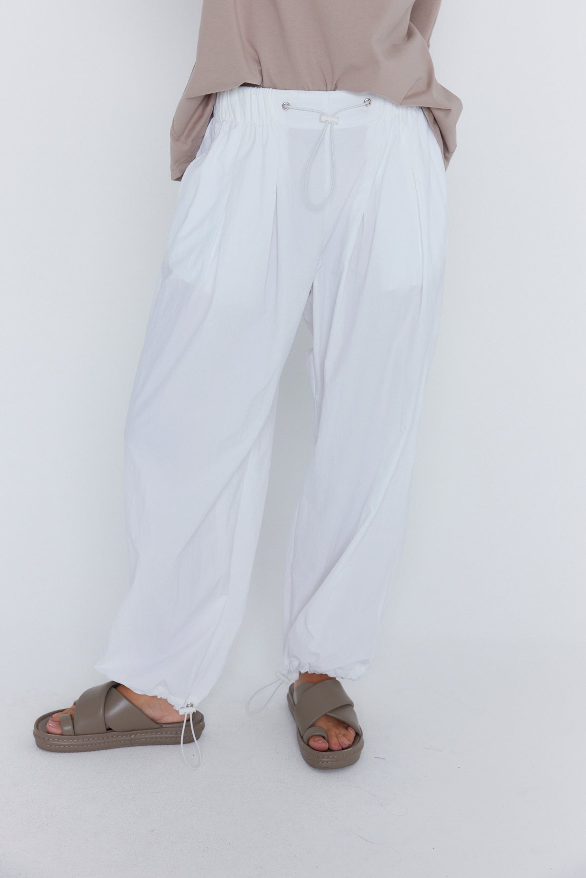 REM Pants White