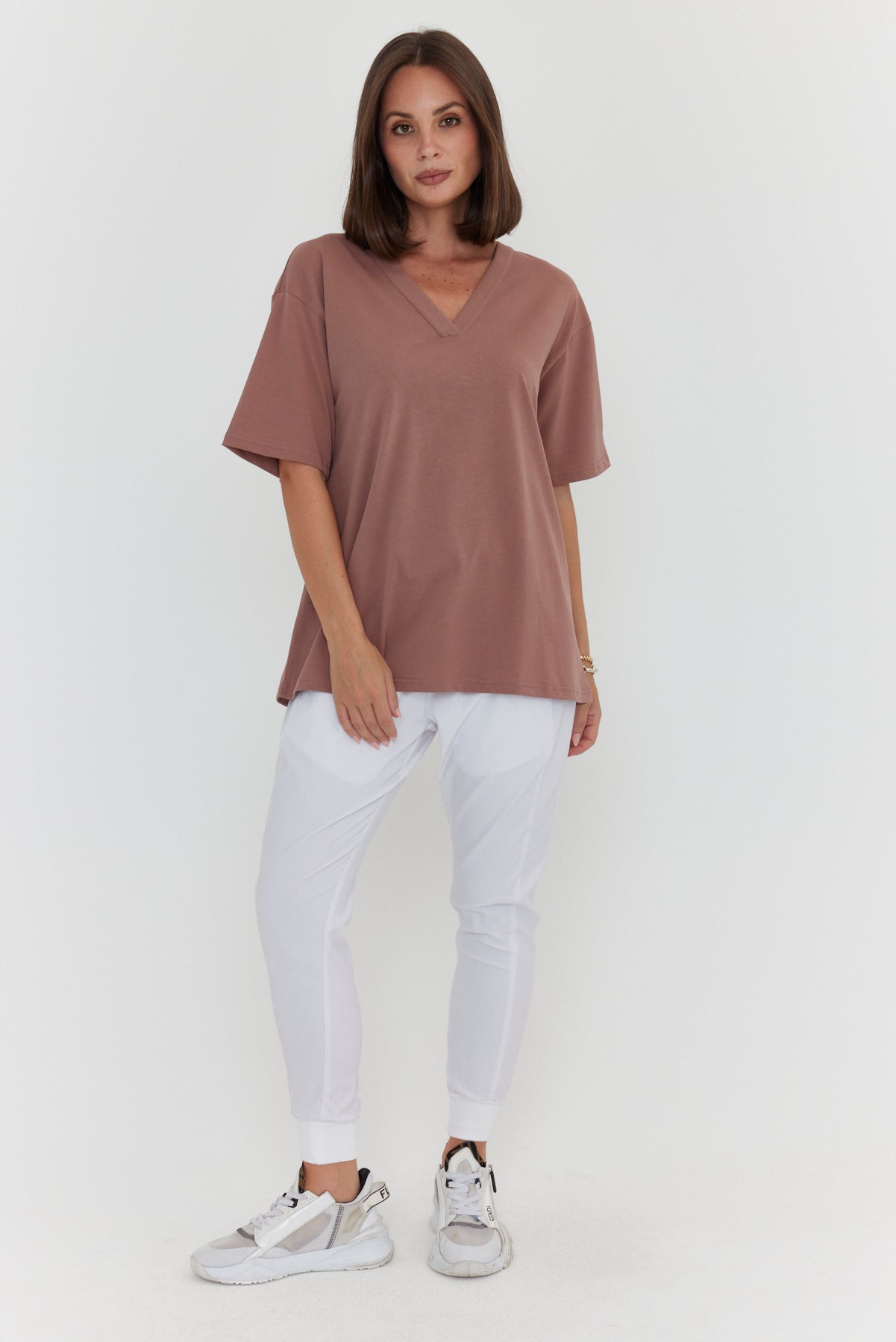 NIX V-Neck T-Shirt Mahogany