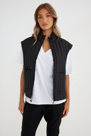 ARIA Vest Black