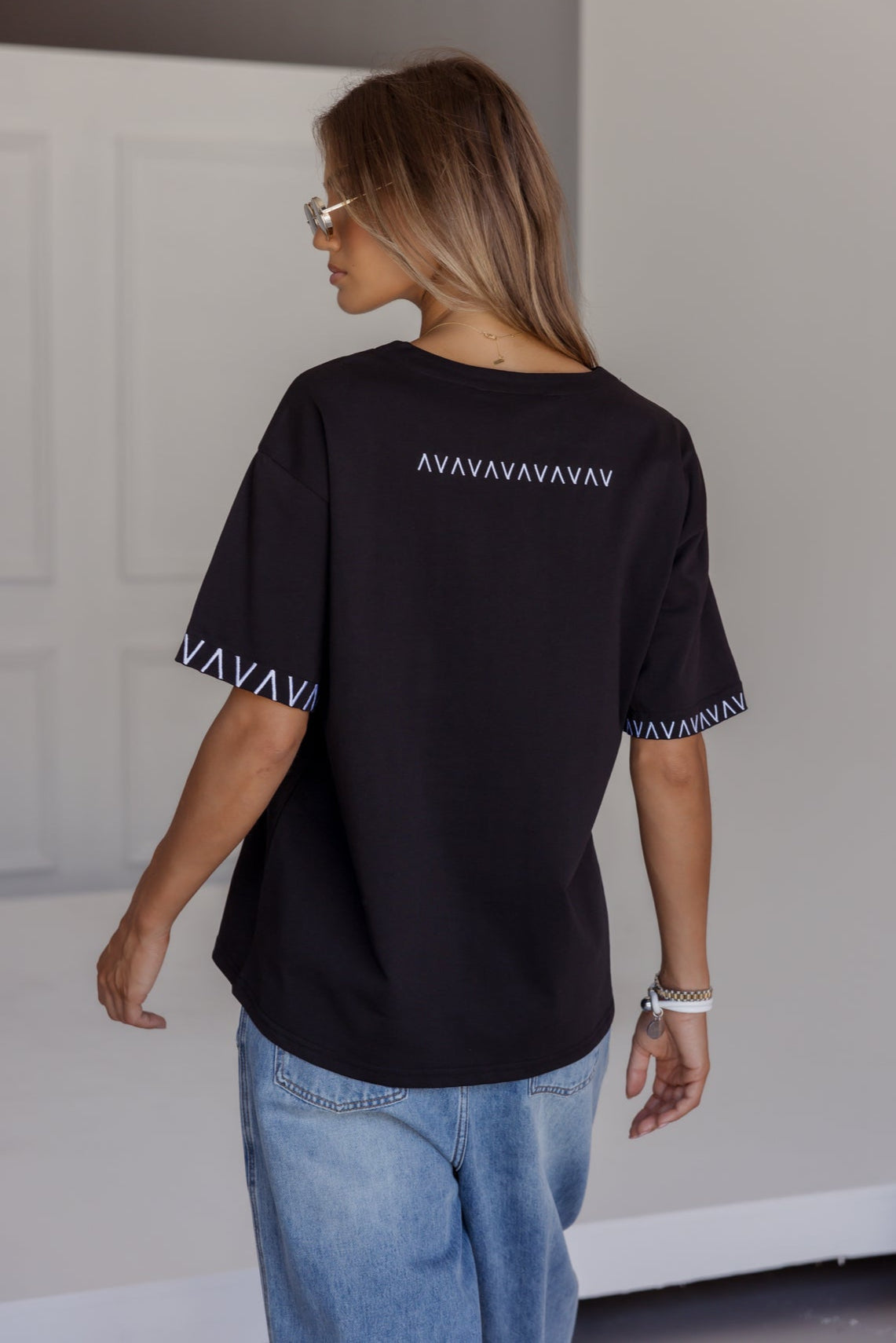 LUTHER V T-Shirt Black
