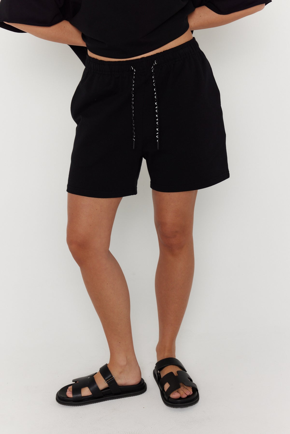 LEVI Shorts Black