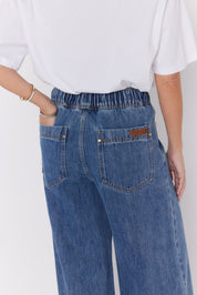 CASEY Jeans Mid Blue Wash Denim