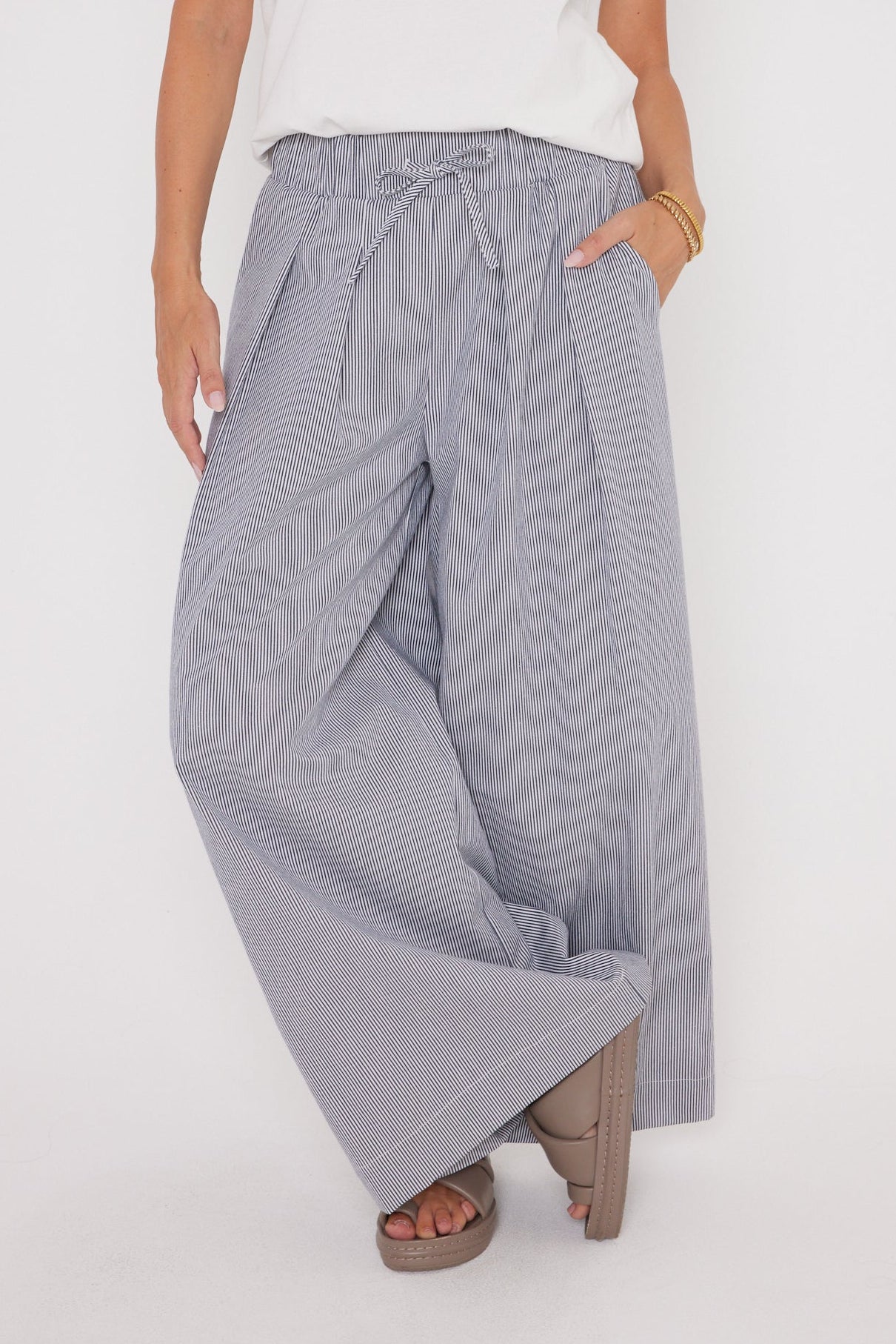TERI Pants Navy Stripe