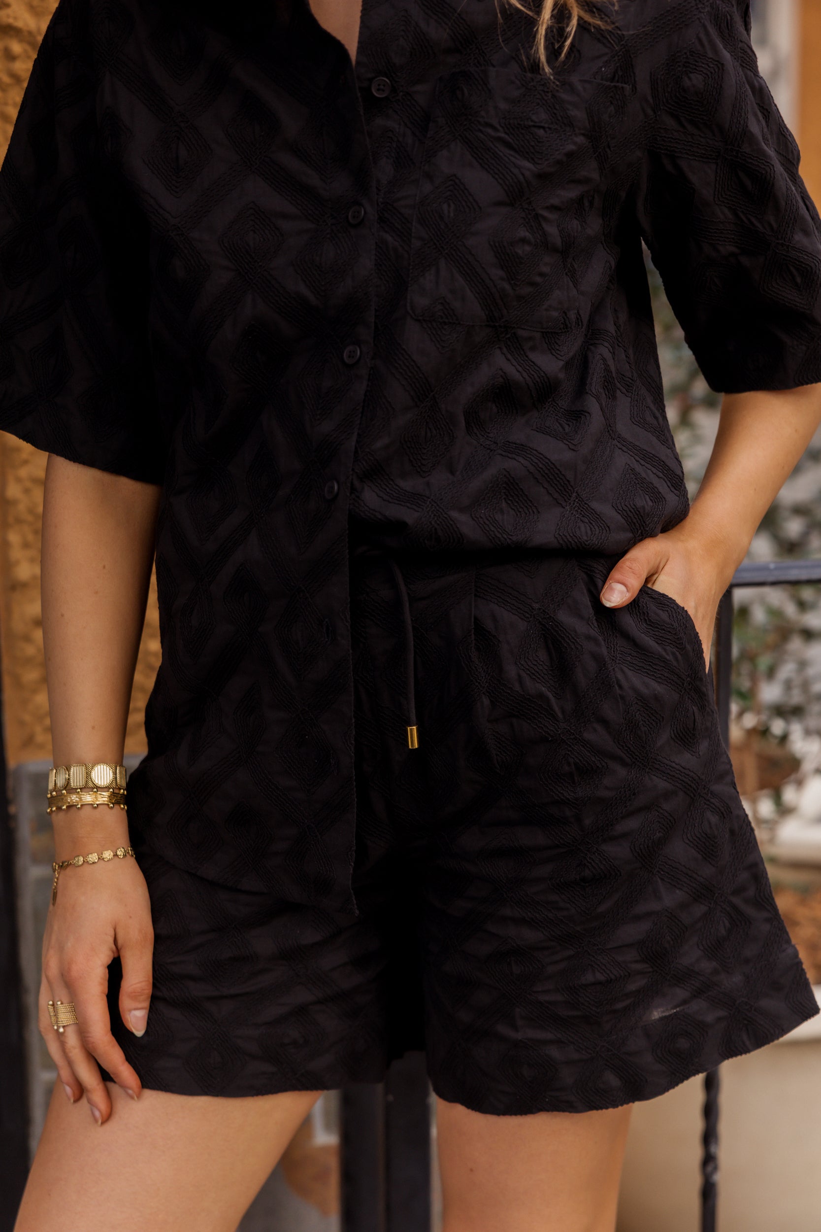 ROUX Shorts Black