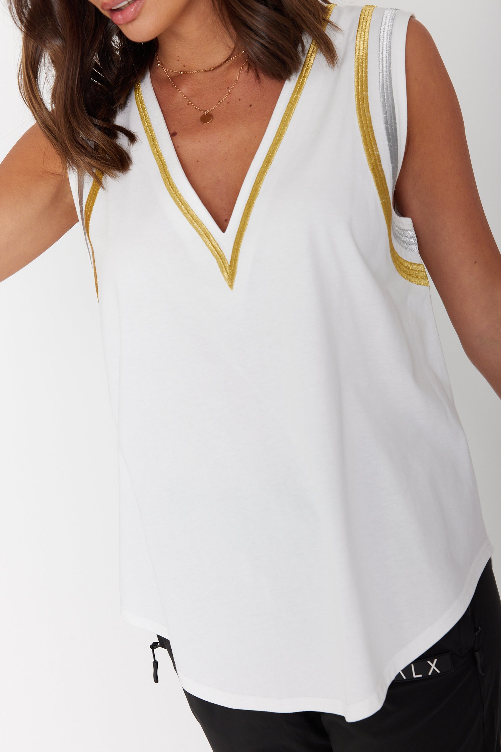JOBAK Singlet White & Metallic