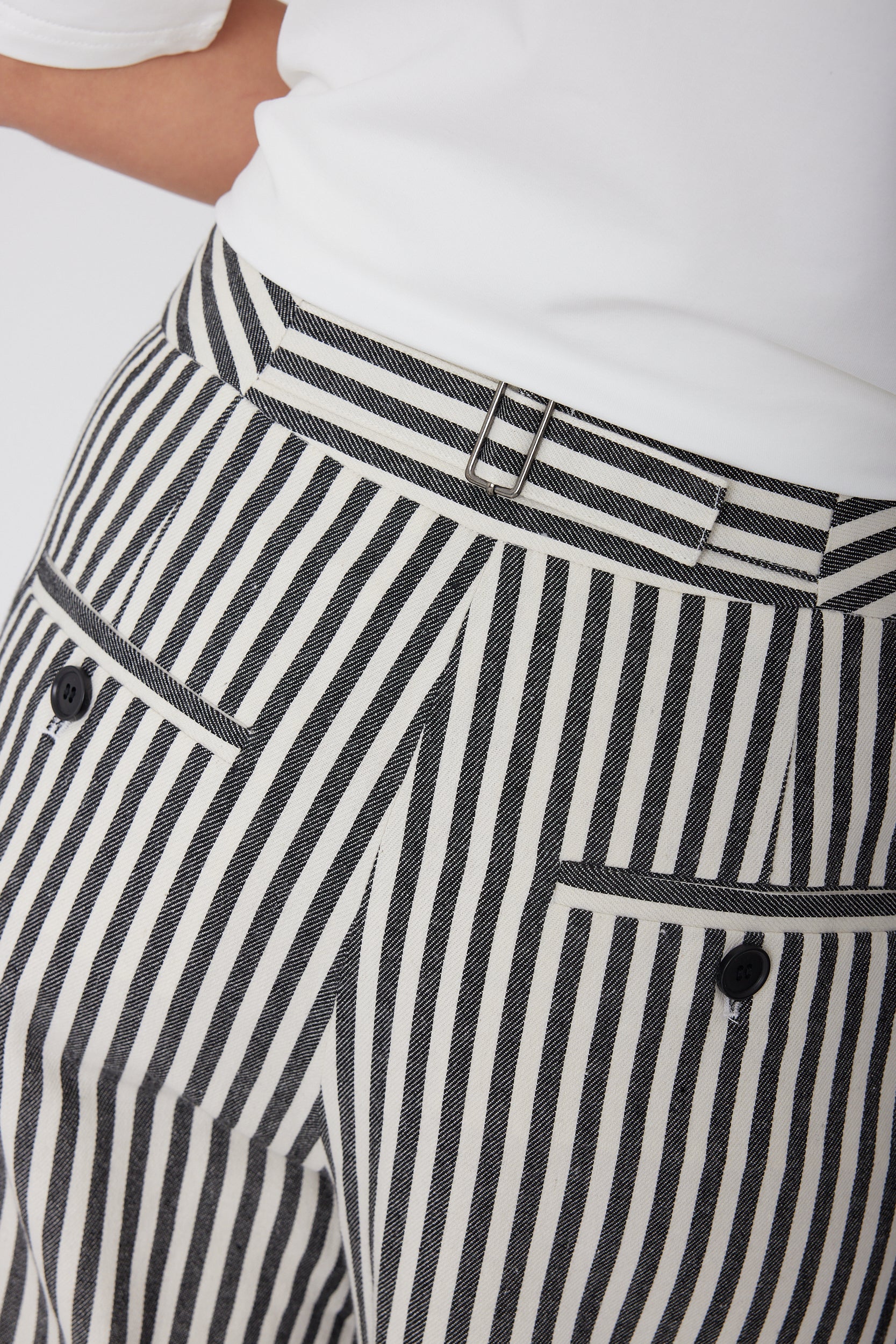 THEO Pants Black Stripe