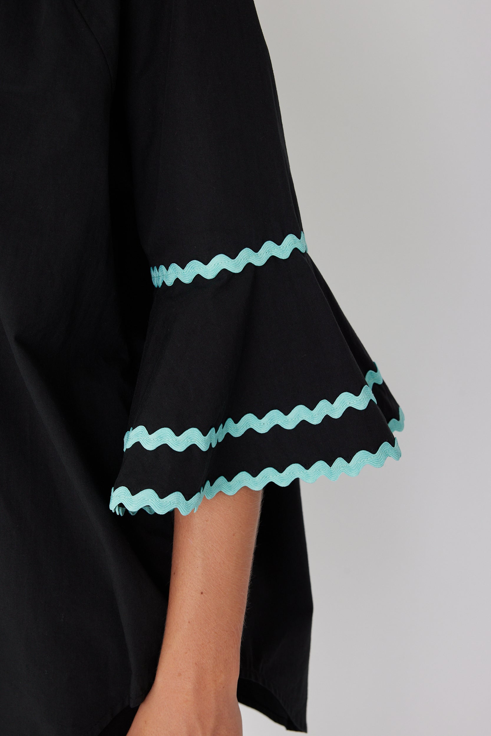 TALULA Blouse Black