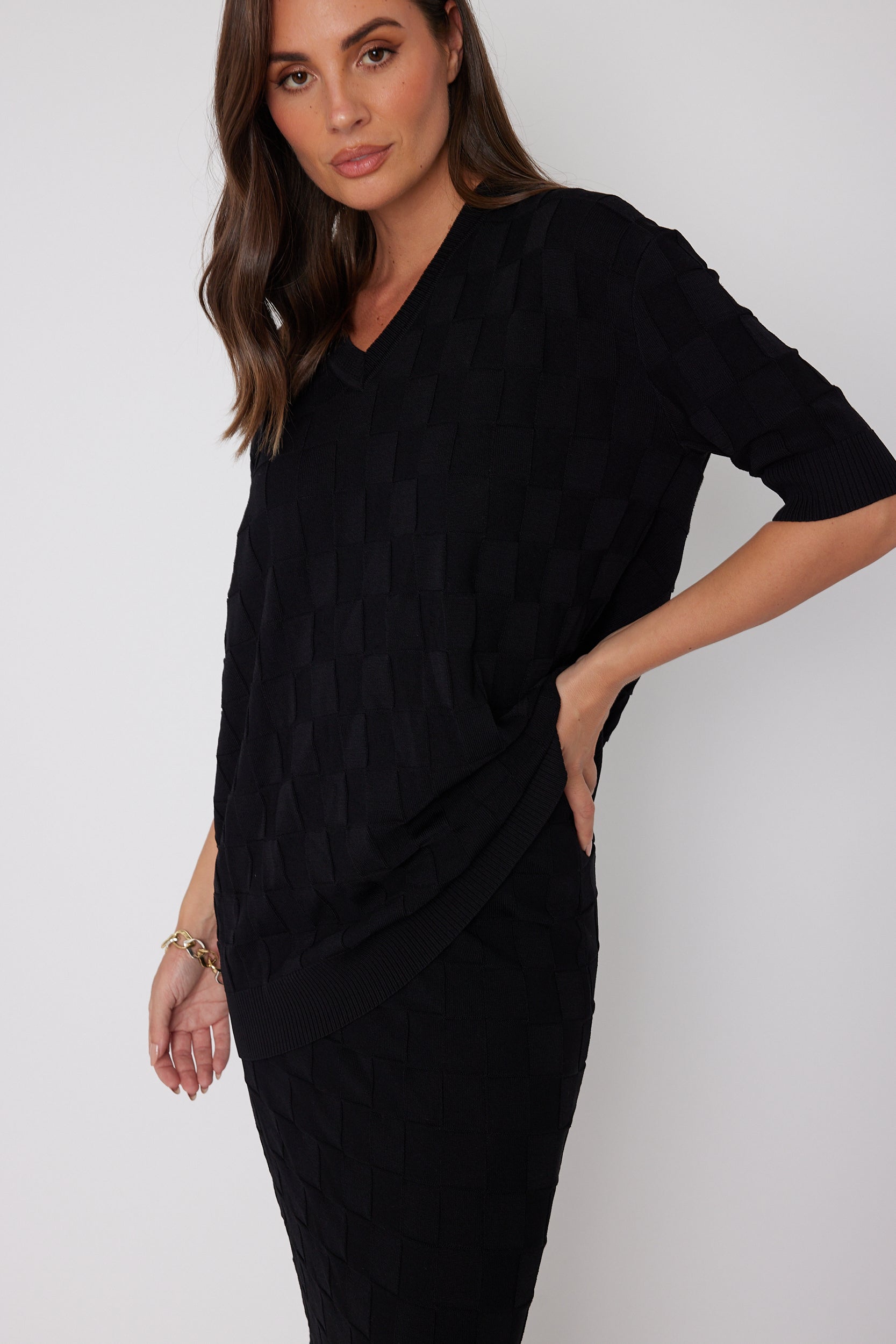 LUX V Knit Top Black