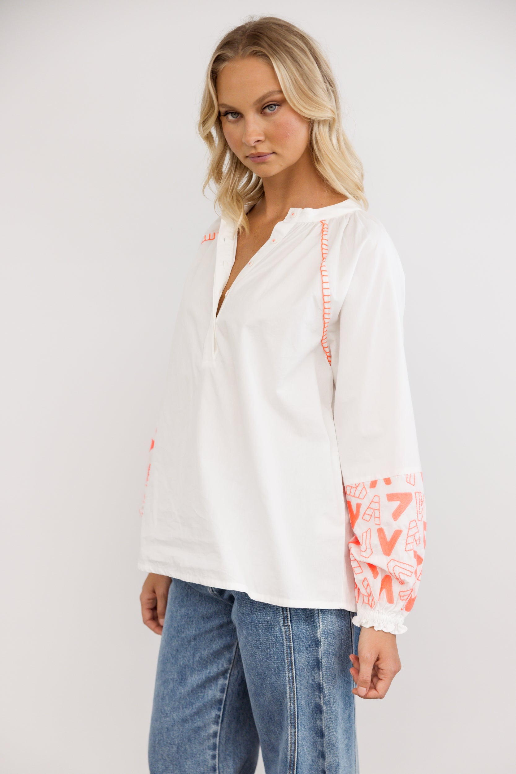 ZOEY Blouse White/Fluro Orange
